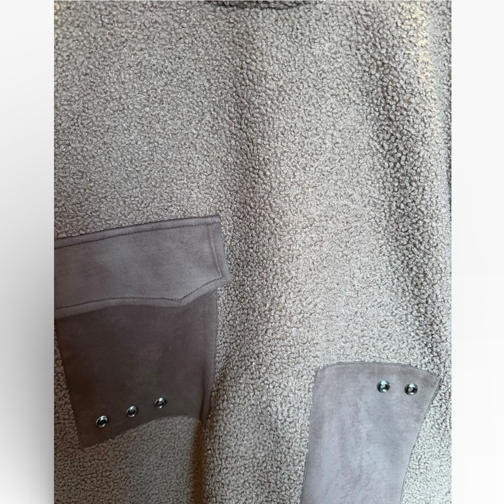 Tan and Black Sweater - Warm - Cozy - Size Large - Picture 4 of 4